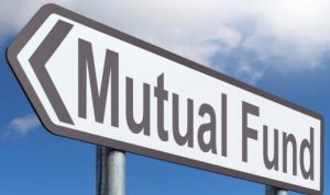 Mutual Fund में Invest करने के फायदे और नुकसान (रिस्क)