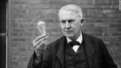 Bulb ka Avishkar kisne kiya Thomas Alva Edison